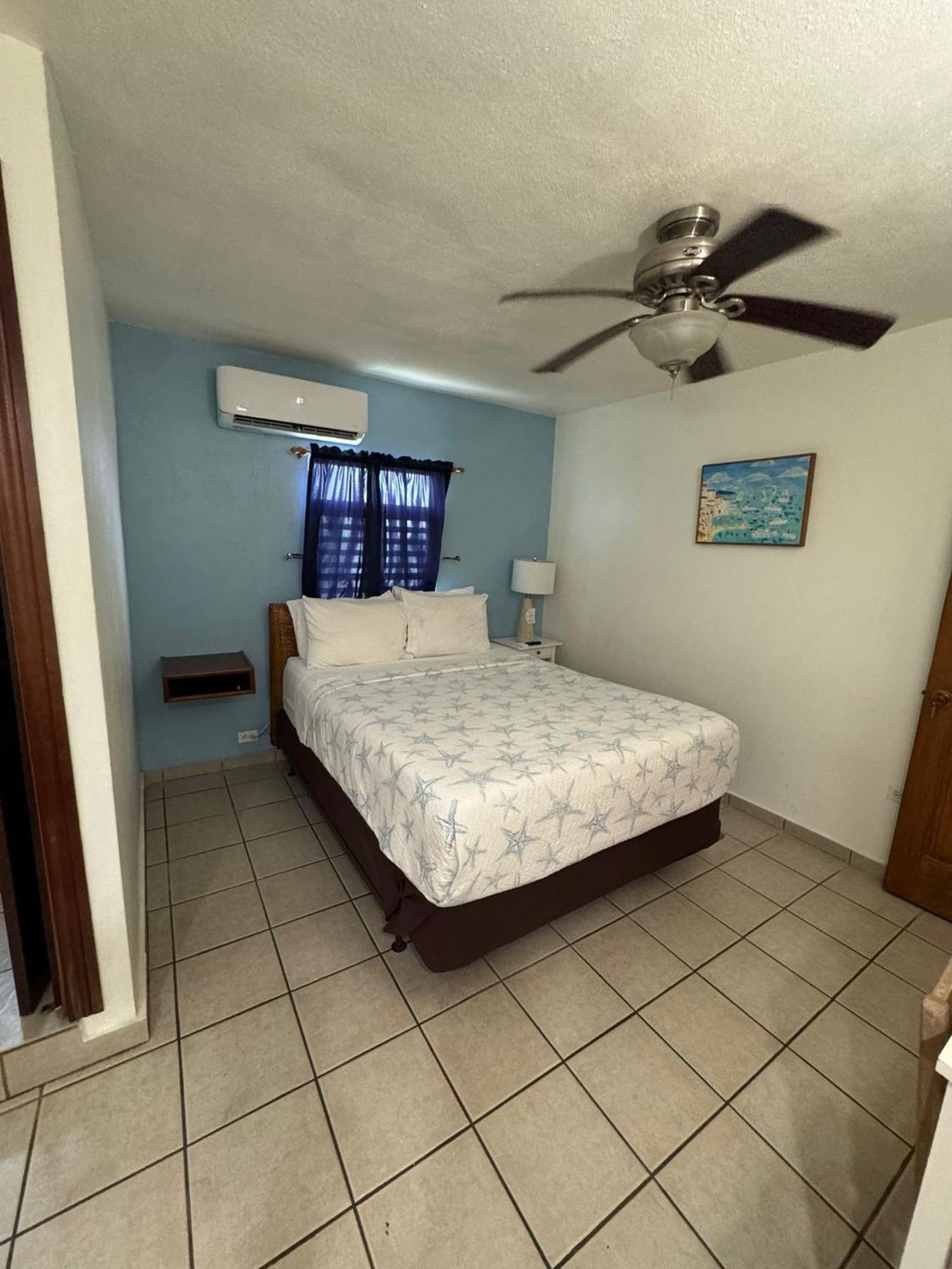 Villa Coral Guesthouse Векес Екстериор снимка